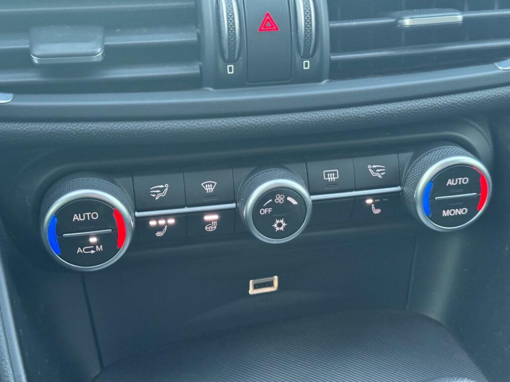 Alfa Romeo Giulia 2.2 Turbodiesel 210 CV AT8 AWD Q4 Veloce