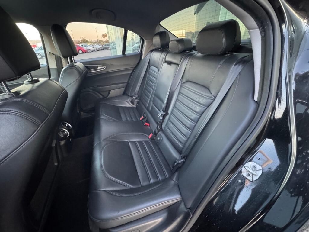 Alfa Romeo Giulia 2.2 Turbodiesel 210 CV AT8 AWD Q4 Veloce