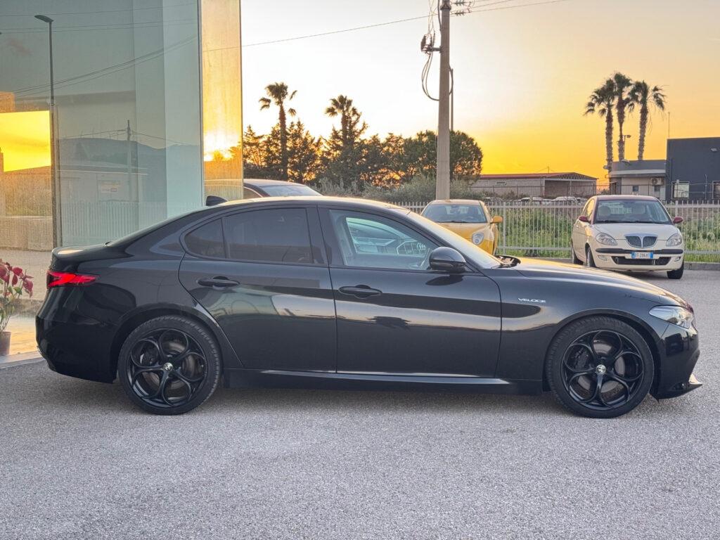 Alfa Romeo Giulia 2.2 Turbodiesel 210 CV AT8 AWD Q4 Veloce